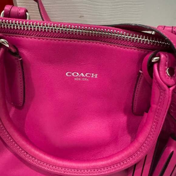 Brand New COACH (authentic) Leather Handbag - Picture 3 of 8